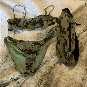 Camo Triangl Bikini